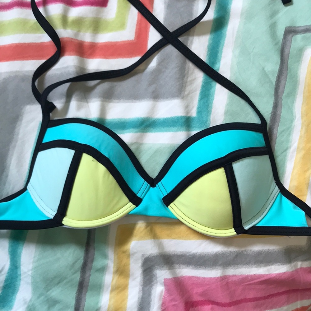 swim suit